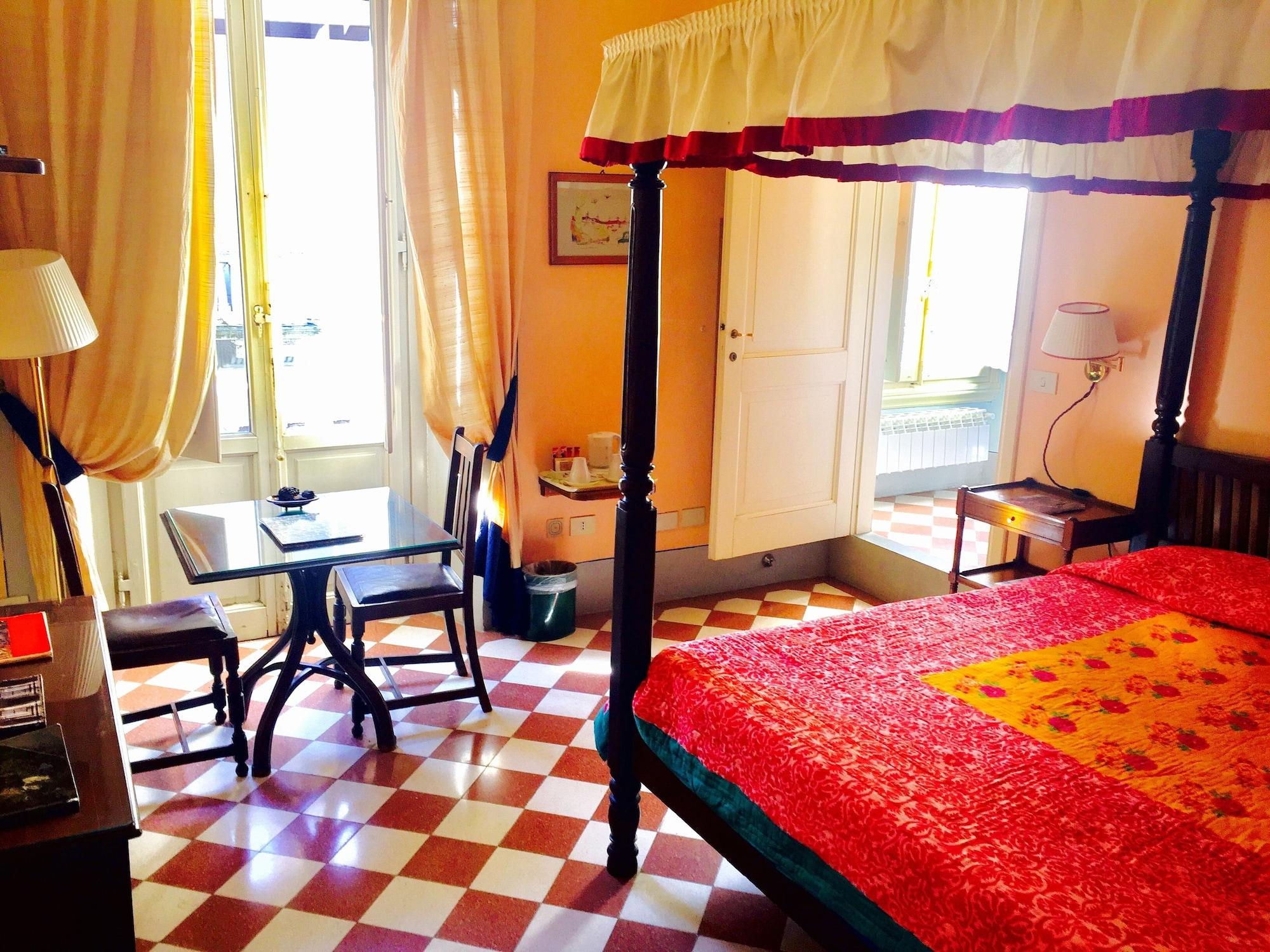 Residenza Johanna I Firenze Bagian luar foto