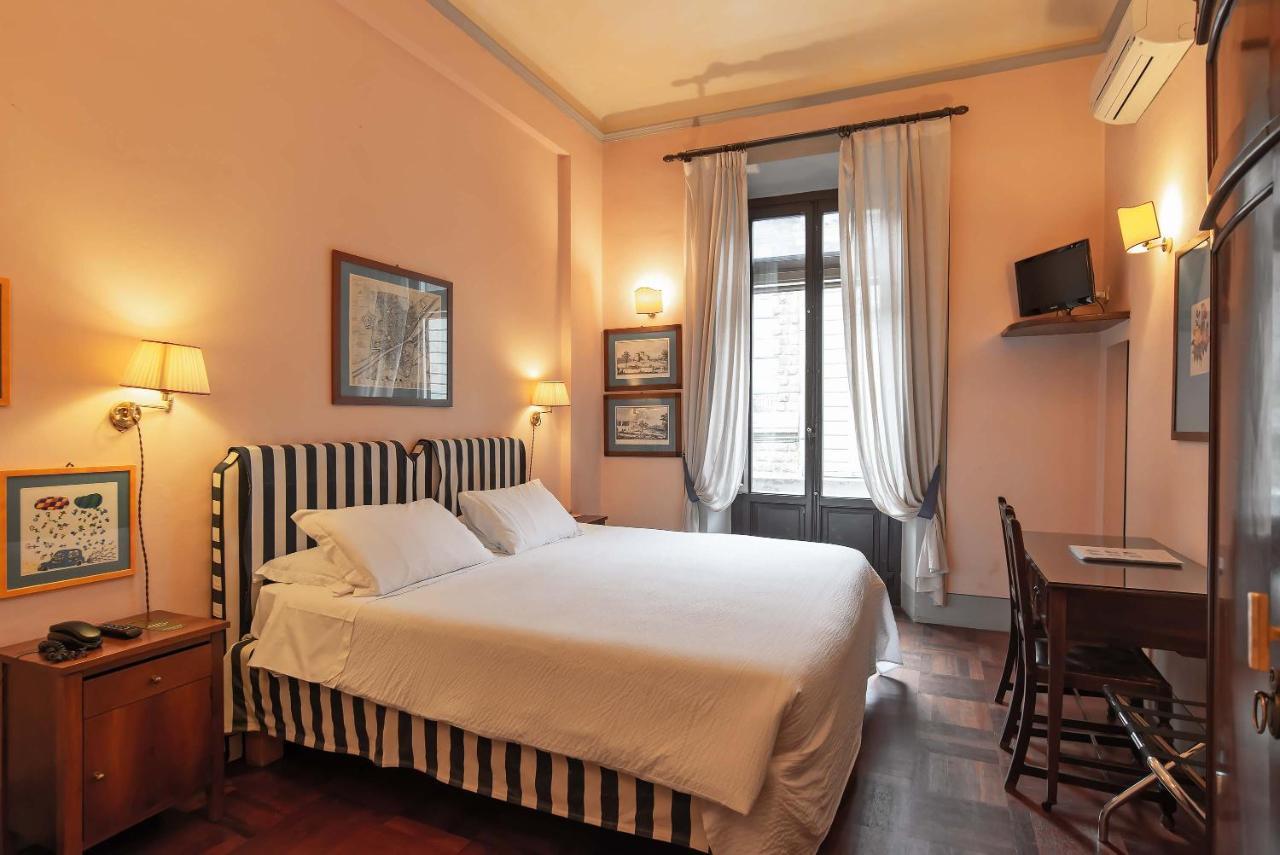 Residenza Johanna I Firenze Bagian luar foto