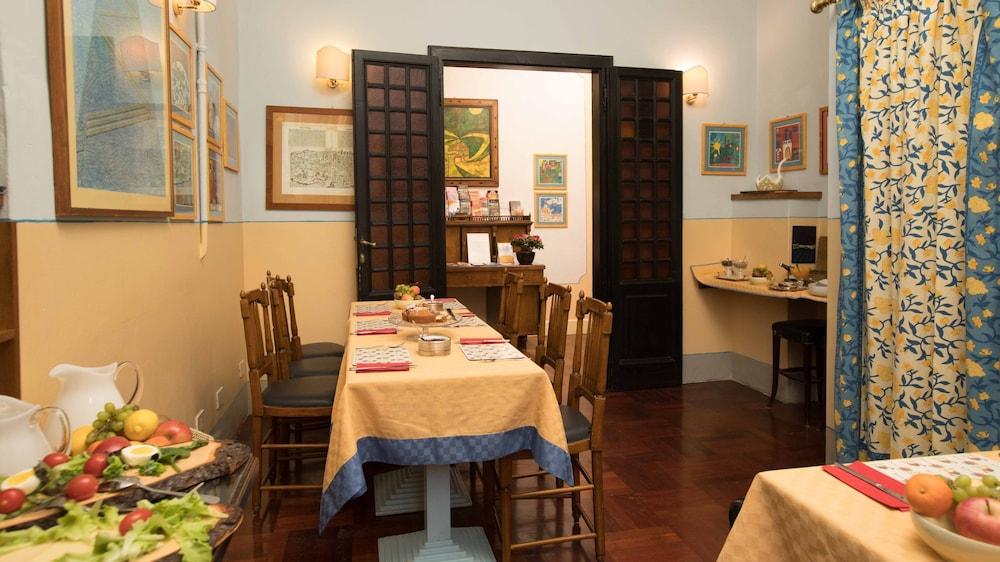 Residenza Johanna I Firenze Bagian luar foto