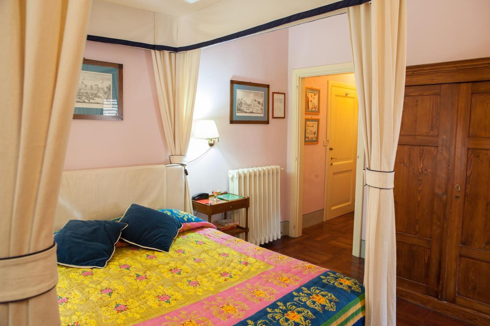 Residenza Johanna I Firenze Bagian luar foto
