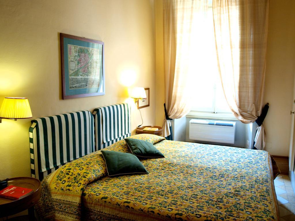 Residenza Johanna I Firenze Bagian luar foto