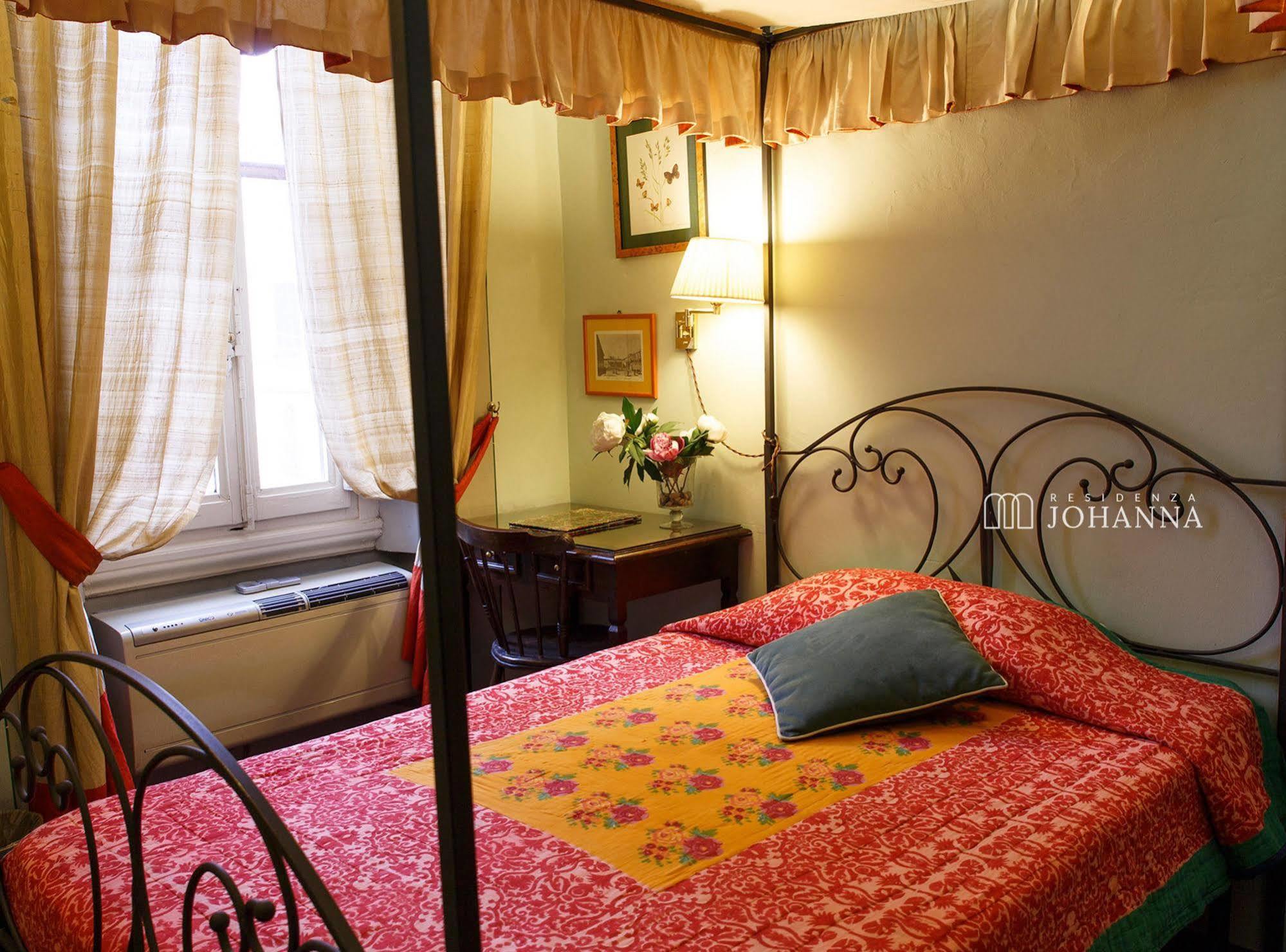 Residenza Johanna I Firenze Bagian luar foto