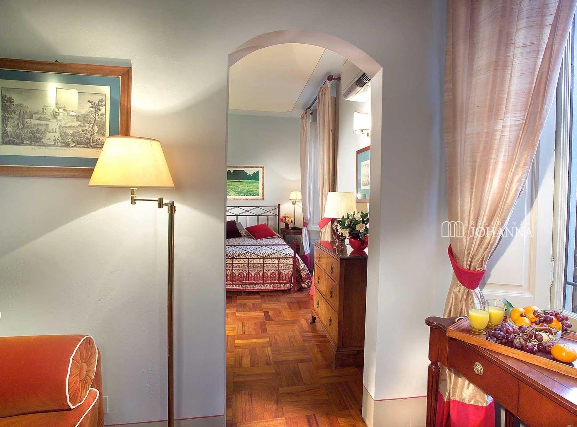 Residenza Johanna I Firenze Bagian luar foto